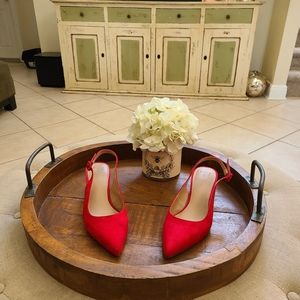 Red kitten heel closed toe shoe